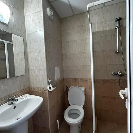 Family Magnolia, Sunny 호텔