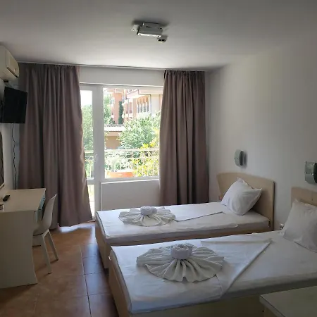 Family Magnolia, Sunny 酒店 阳光海滩