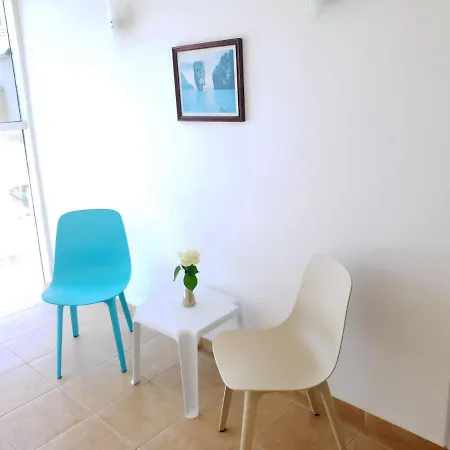 Family Magnolia 2* ساني بيتش