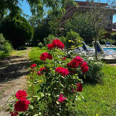 Хотел Family Magnolia, Sunny 2*