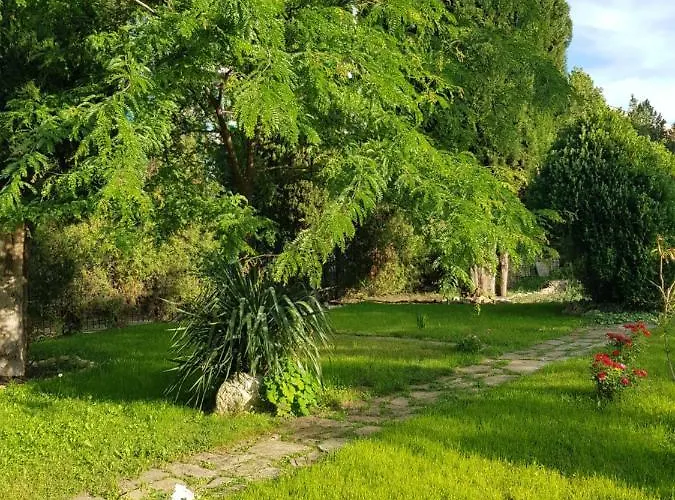 Хотел Family Magnolia, Sunny 2*