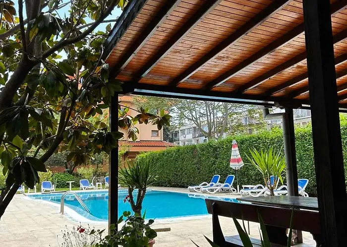 Family Magnolia, Sunny Otel 2*