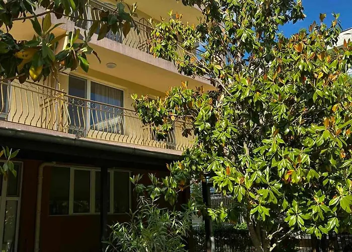 Family Magnolia, Sunny Hotel Sluneční pobřeží